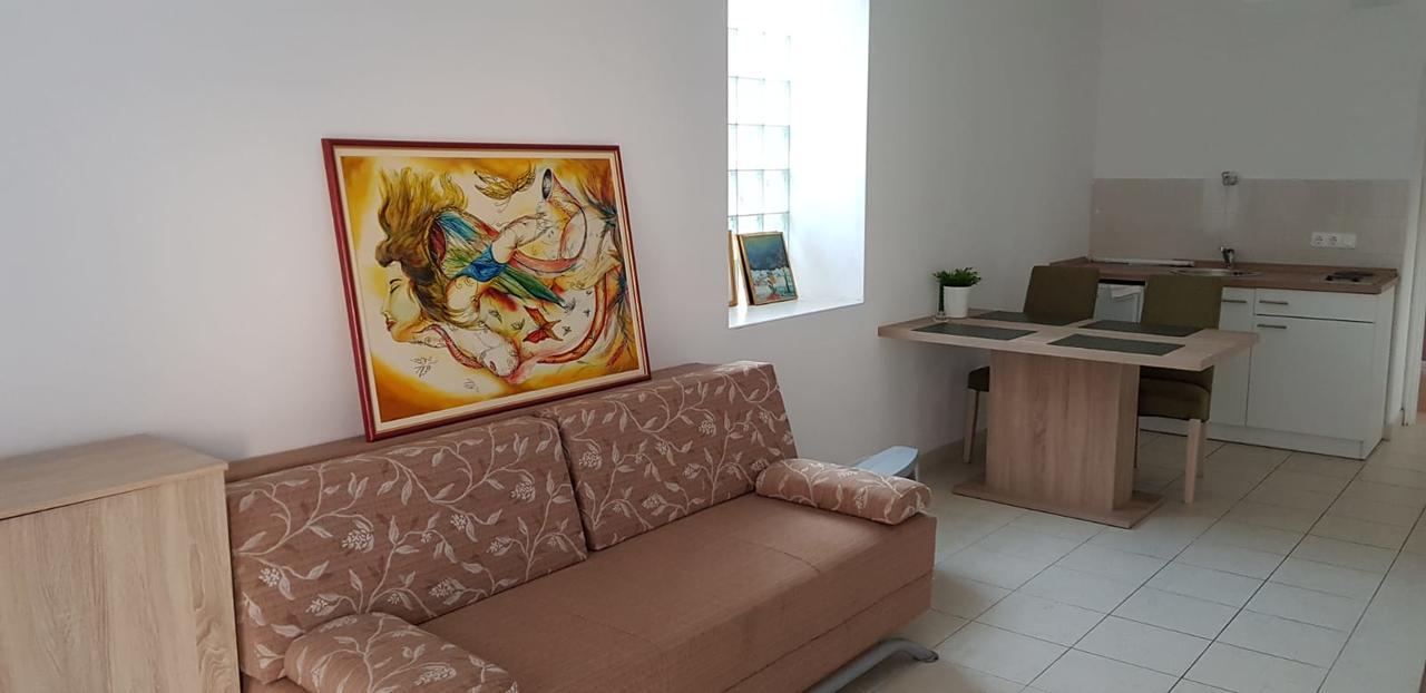 Hotel Sobe Zeneral Novalja Zewnętrze zdjęcie