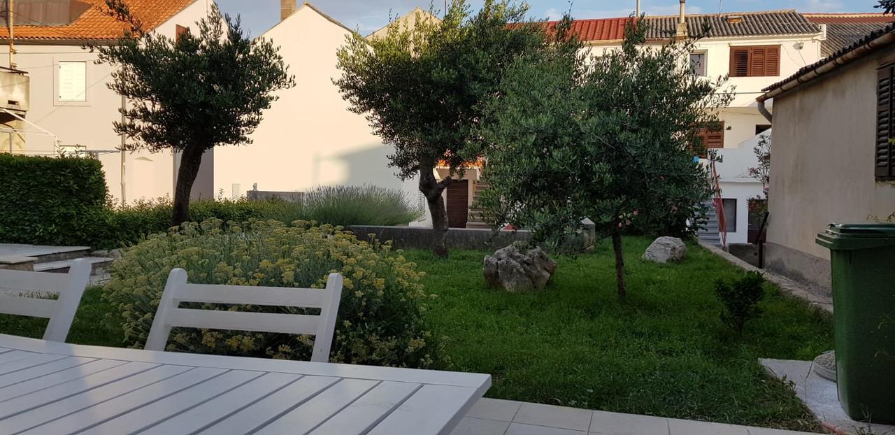 Hotel Sobe Zeneral Novalja Zewnętrze zdjęcie